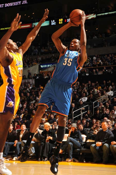 的教练员和 的教练员和