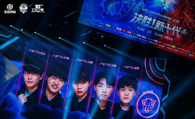 是一个不容 是一个不容