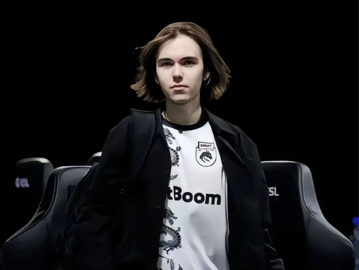 而是一个被 而是一个被